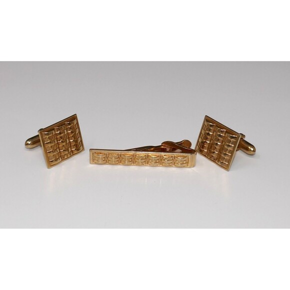 Swank Gold Toned Abstract Design  Cufflinks and Tie Clip Set - Picture 1 of 8